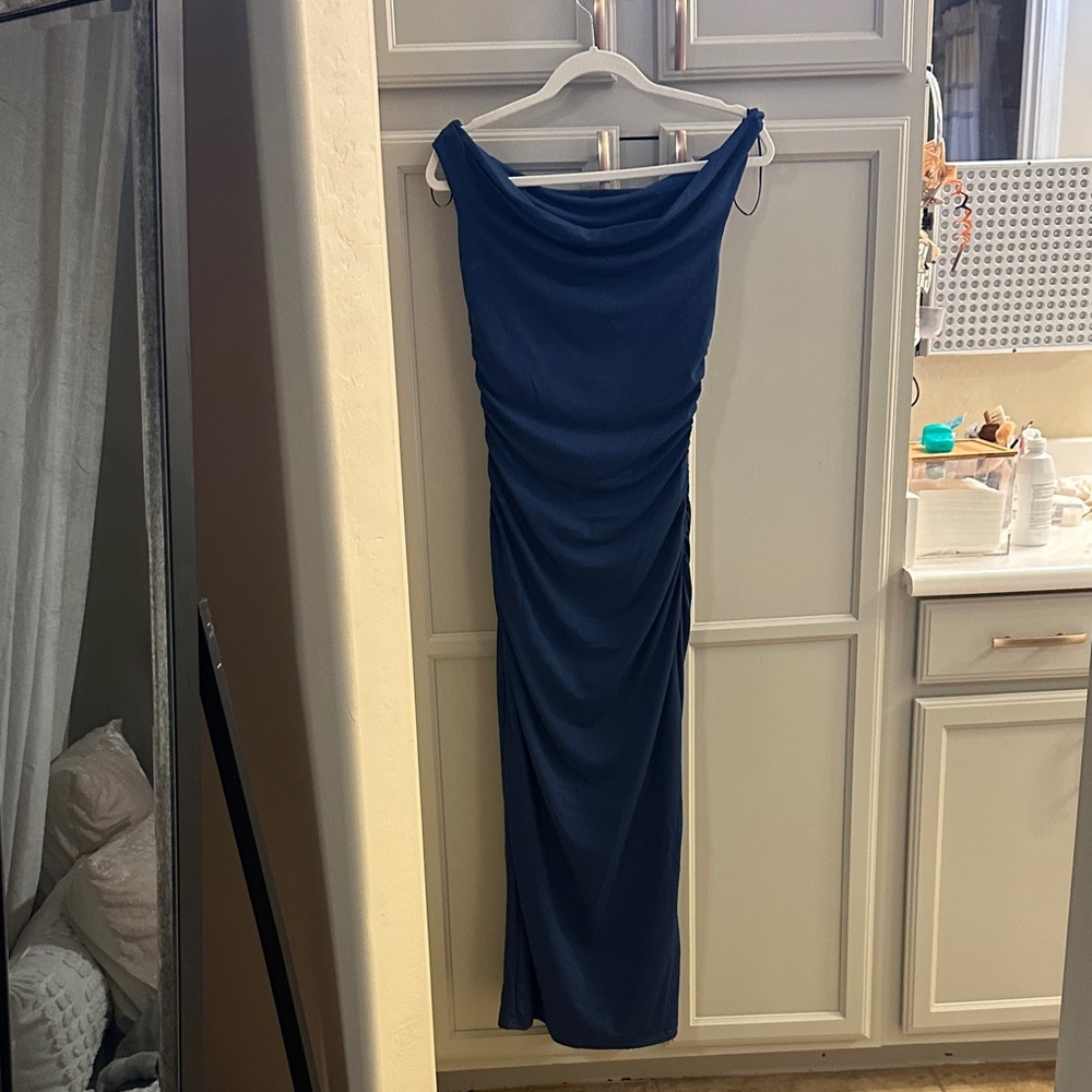 Elegant Blue Maxi Dress